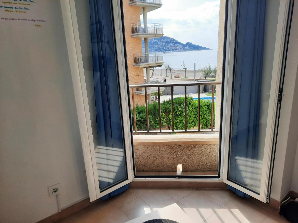 Castell Joncar,30 M De La Playa, 1Era Linea De Mar, Vista Al Mar Apartment โรเซส ภายนอก รูปภาพ